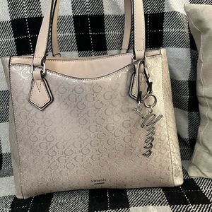 Guess tote bag